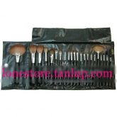 Kit de 22 pincéis Macrilan.
